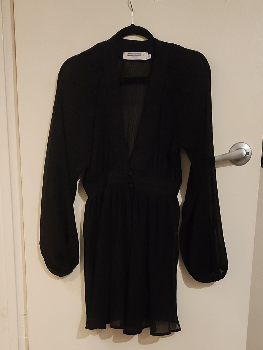 Elegant Black Long-Sleeve V-Neck Mini Dress